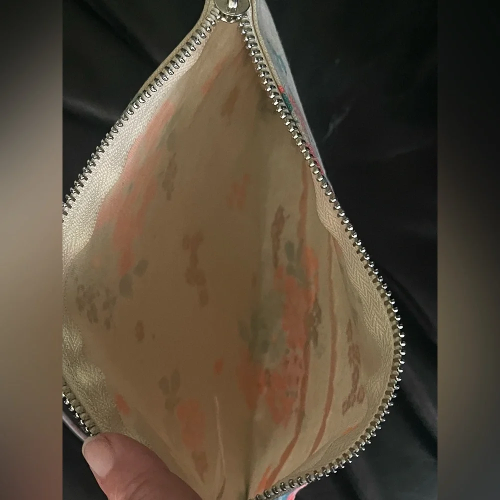 Floral Canvas Clutch with Zipper - Picture 7 of 7